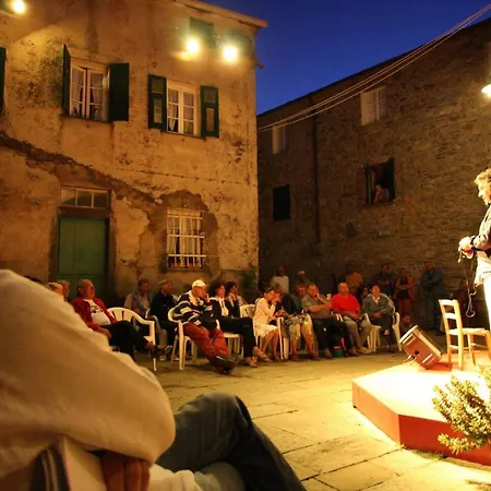 One Bedroom House With Terrace And Wifi At Caste * La Foce