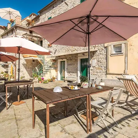 Holiday home One Bedroom House With Terrace And Wifi At Caste La Foce