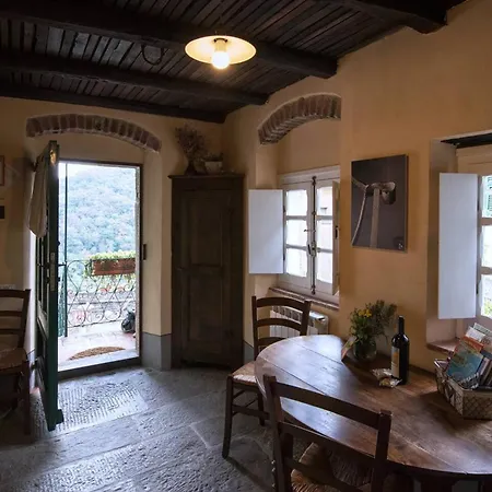 One Bedroom House With Terrace And Wifi At Caste *