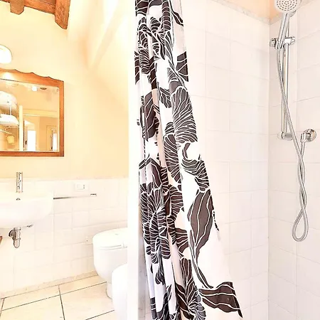 One Bedroom House With Terrace And Wifi At Caste Holiday home *