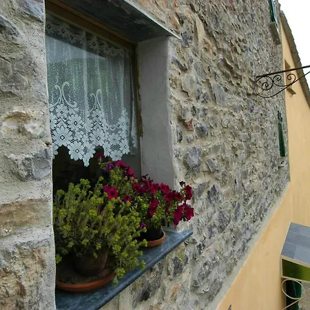 One Bedroom House With Terrace And Wifi At Caste La Foce