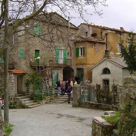 One Bedroom House With Terrace And Wifi At Caste La Foce
