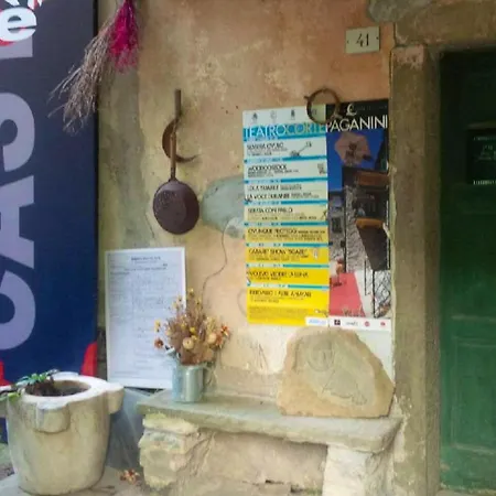 One Bedroom House With Terrace And Wifi At Caste Dom wakacyjny *